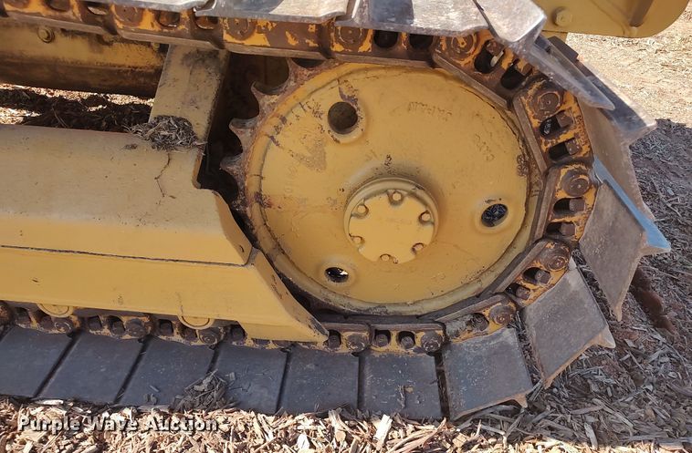 image for item MF9523 1984 Caterpillar D3B  dozer