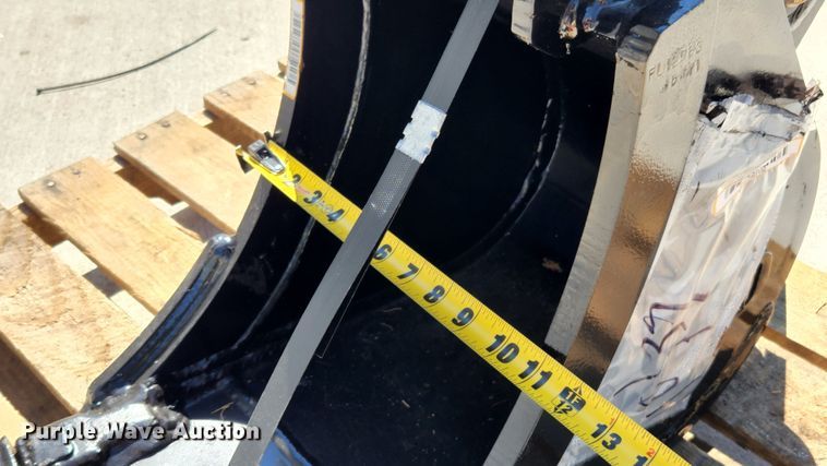 image for item MK9029 Fleco SY35U  mini excavator bucket