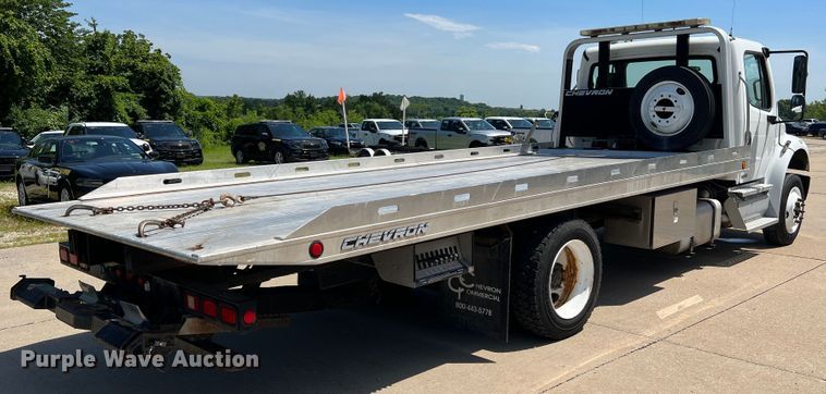 image for item DH8156 2011 Freightliner Business Class M2  rollback truck