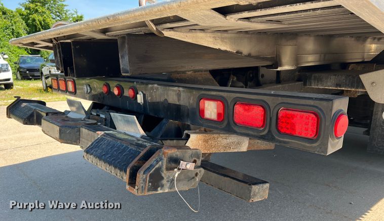 image for item DH8156 2011 Freightliner Business Class M2  rollback truck