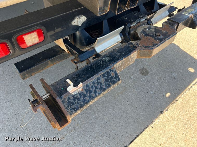 image for item DH8156 2011 Freightliner Business Class M2  rollback truck