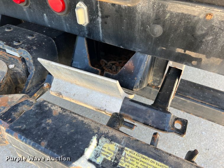 image for item DH8156 2011 Freightliner Business Class M2  rollback truck