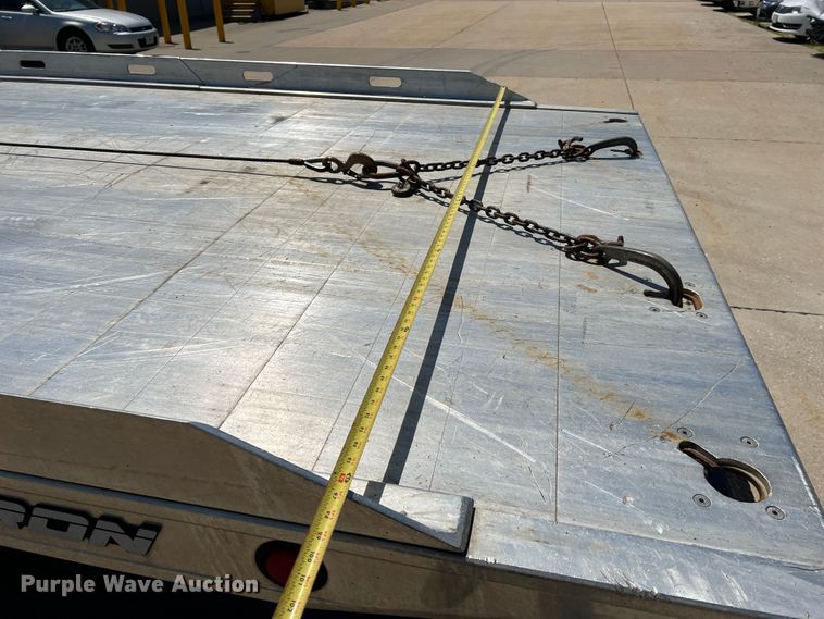 image for item DH8156 2011 Freightliner Business Class M2  rollback truck