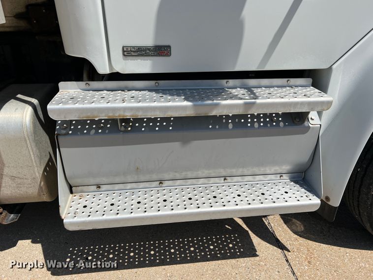 image for item DH8156 2011 Freightliner Business Class M2  rollback truck