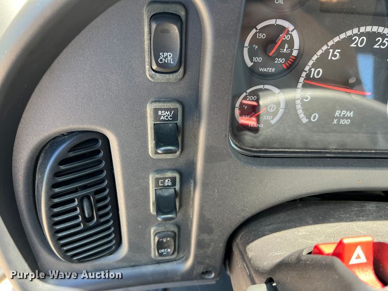 image for item DH8156 2011 Freightliner Business Class M2  rollback truck