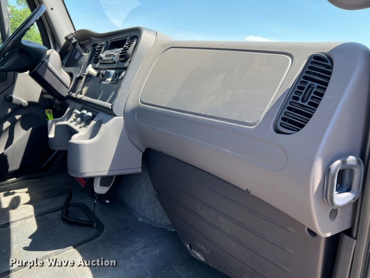 image for item DH8156 2011 Freightliner Business Class M2  rollback truck