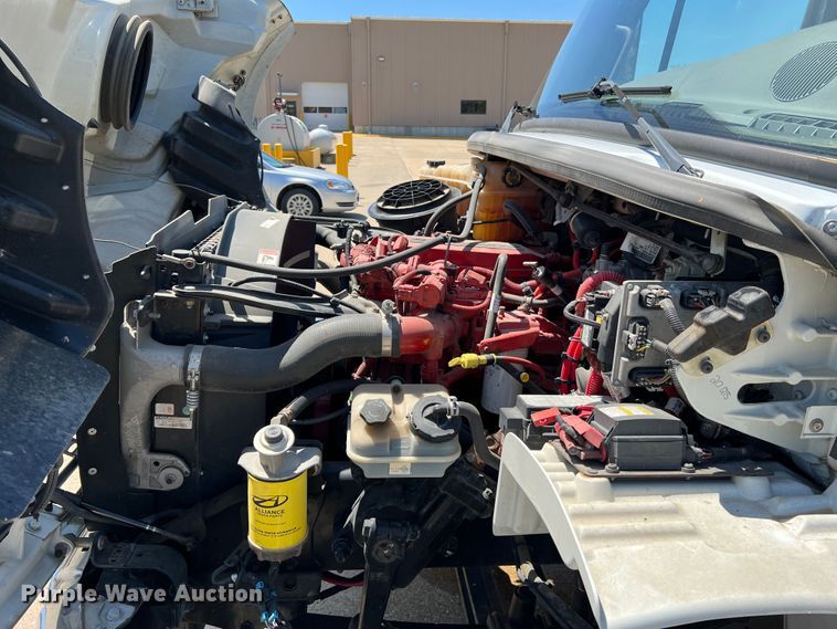 image for item DH8156 2011 Freightliner Business Class M2  rollback truck