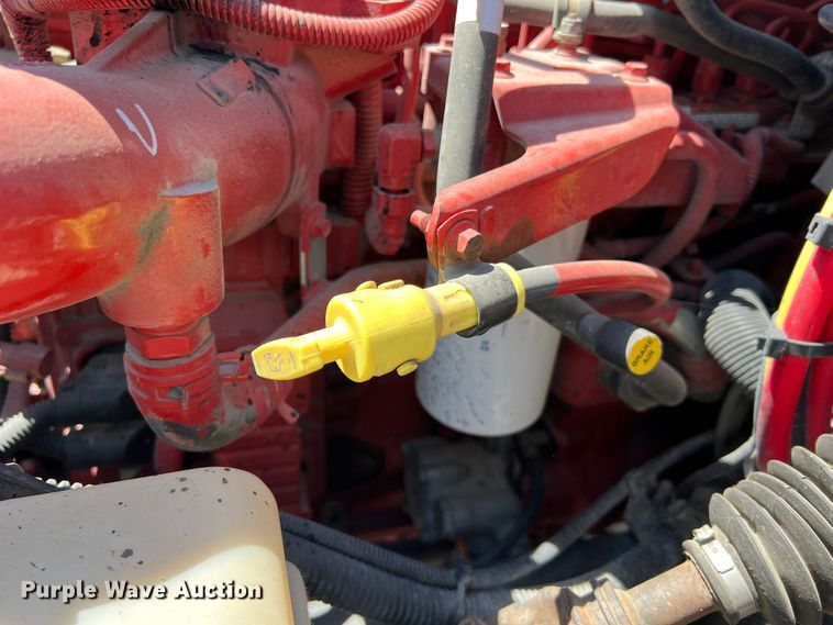 image for item DH8156 2011 Freightliner Business Class M2  rollback truck