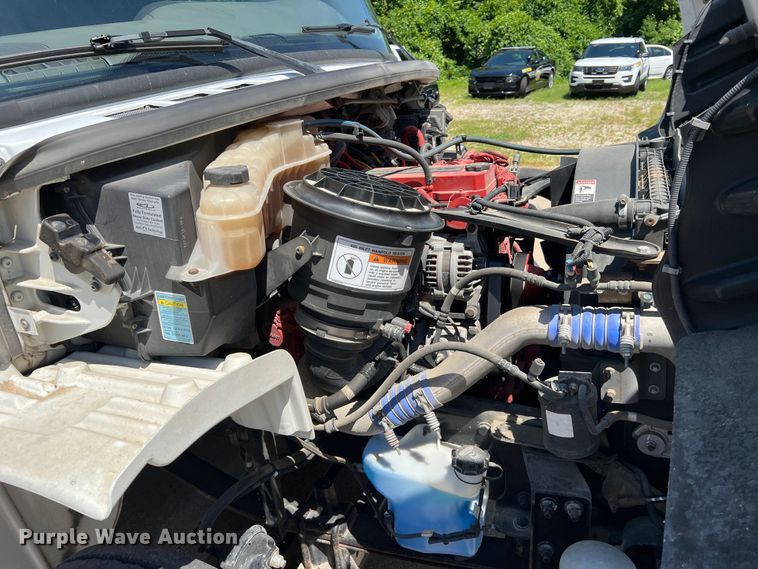 image for item DH8156 2011 Freightliner Business Class M2  rollback truck