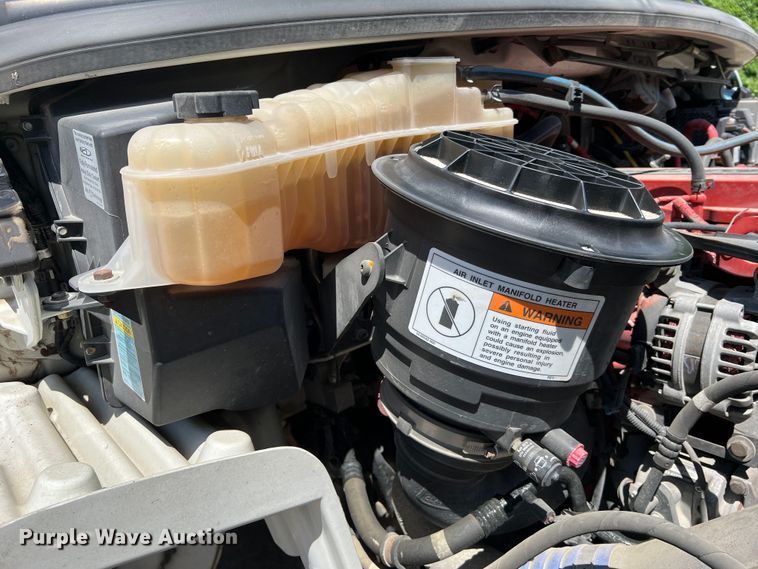 image for item DH8156 2011 Freightliner Business Class M2  rollback truck