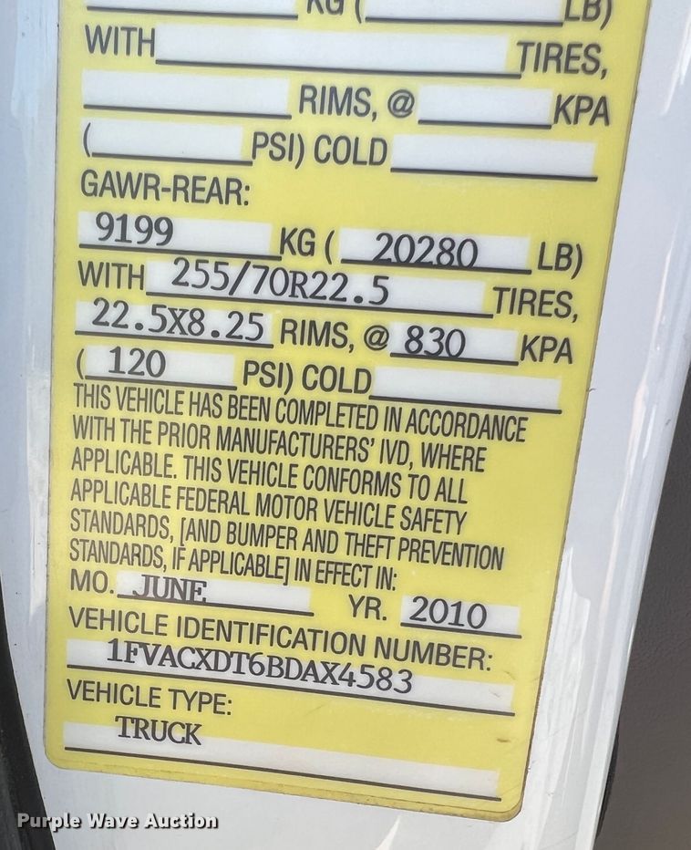 image for item DH8156 2011 Freightliner Business Class M2  rollback truck