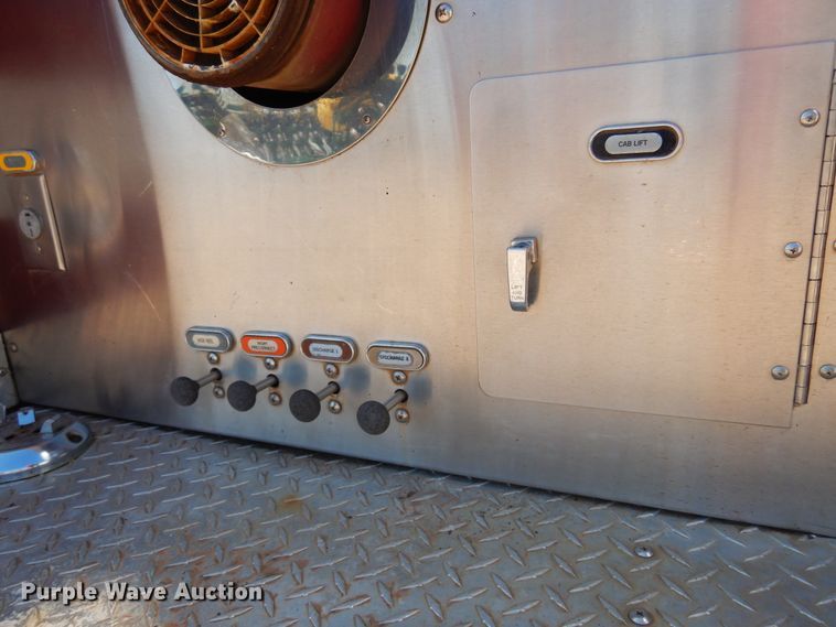 image for item DK4449 1990 Grumman  pumper fire truck