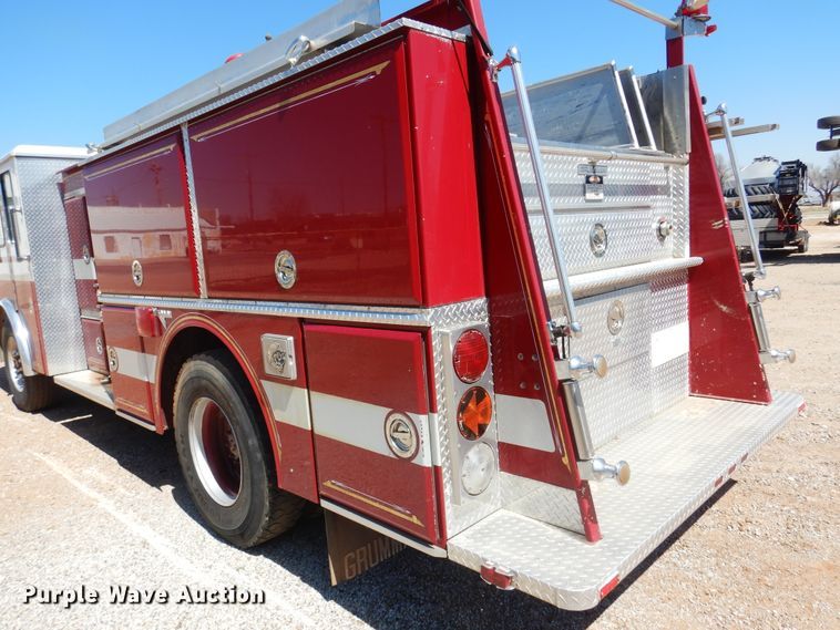 image for item DK4449 1990 Grumman  pumper fire truck