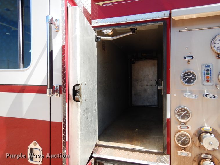 image for item DK4449 1990 Grumman  pumper fire truck