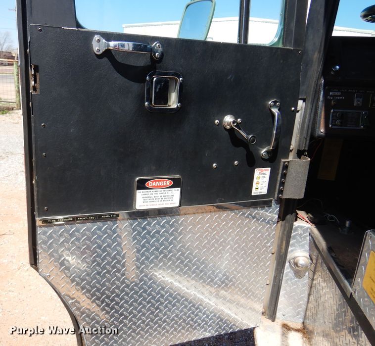 image for item DK4449 1990 Grumman  pumper fire truck