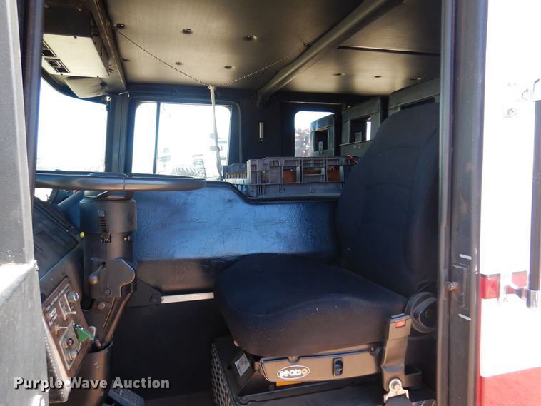 image for item DK4449 1990 Grumman  pumper fire truck