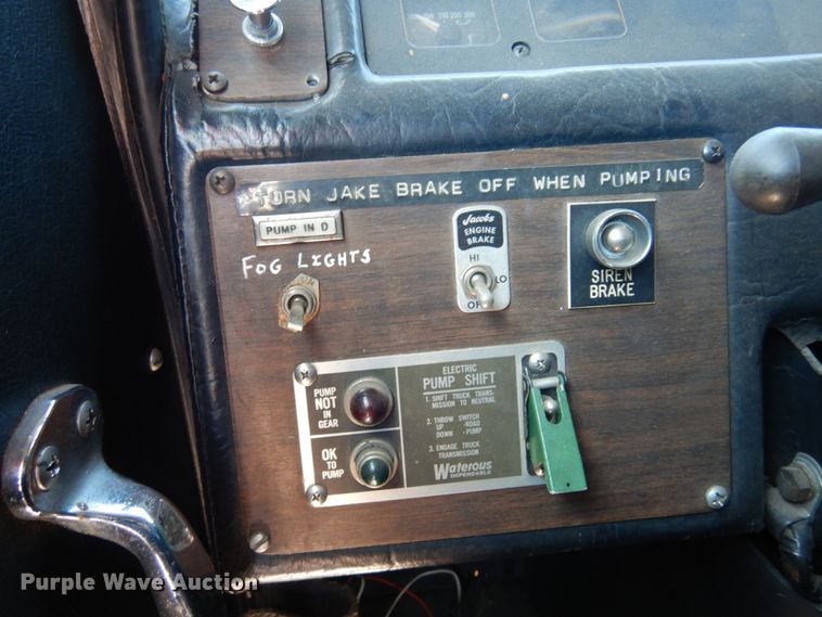 image for item DK4449 1990 Grumman  pumper fire truck