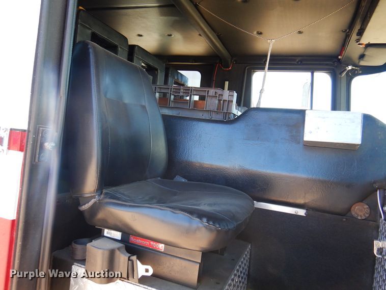 image for item DK4449 1990 Grumman  pumper fire truck