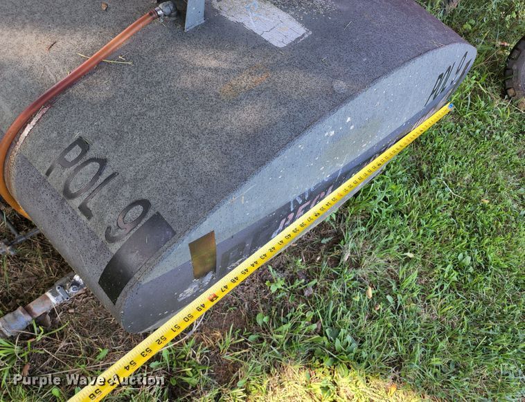 image for item DL6633 Fuel tank trailer