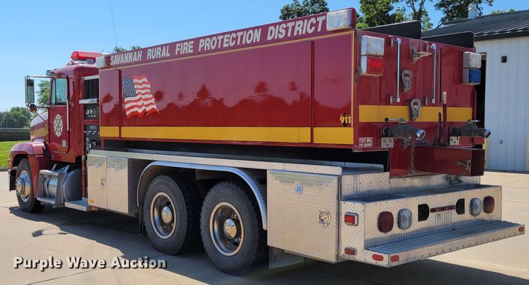 image for item DM2354 1994 Freightliner  tanker fire truck