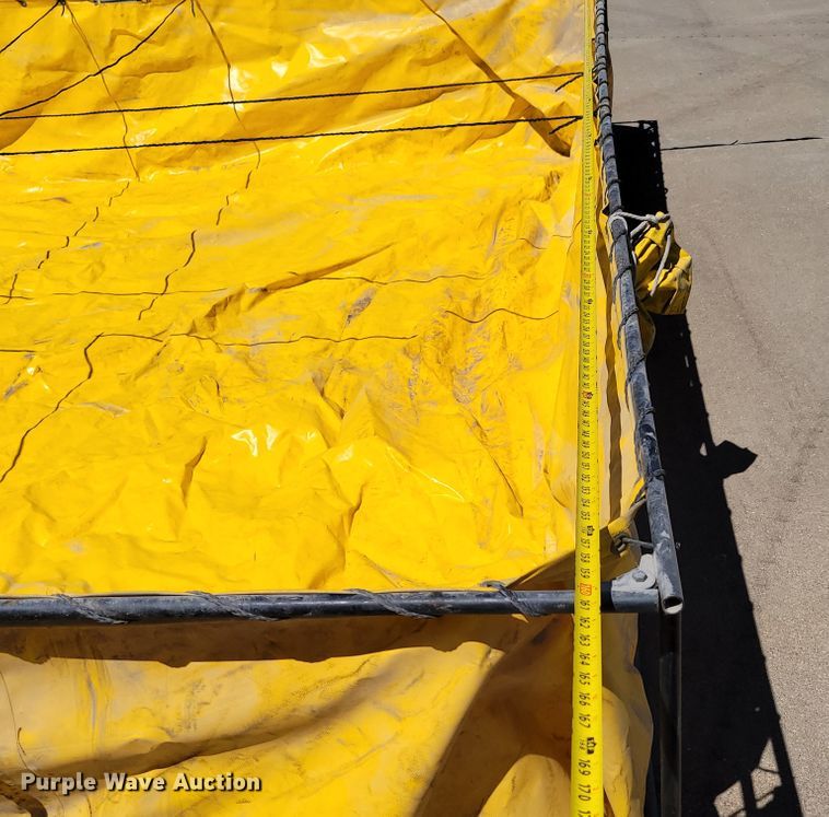 image for item DM2354 1994 Freightliner  tanker fire truck