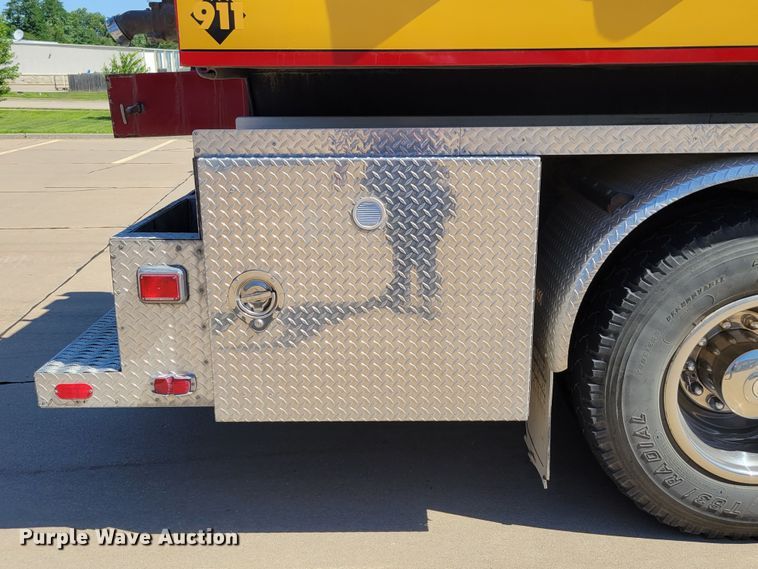 image for item DM2354 1994 Freightliner  tanker fire truck