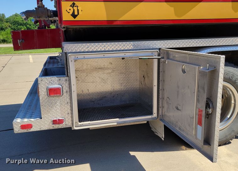 image for item DM2354 1994 Freightliner  tanker fire truck