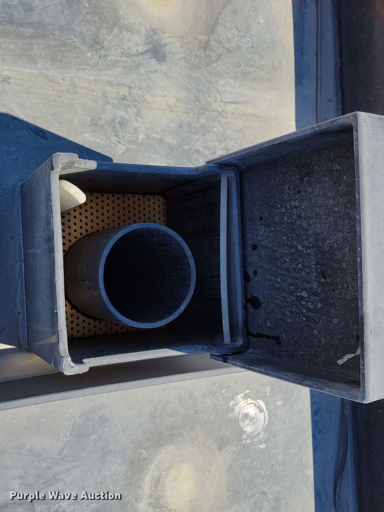 image for item DM2354 1994 Freightliner  tanker fire truck