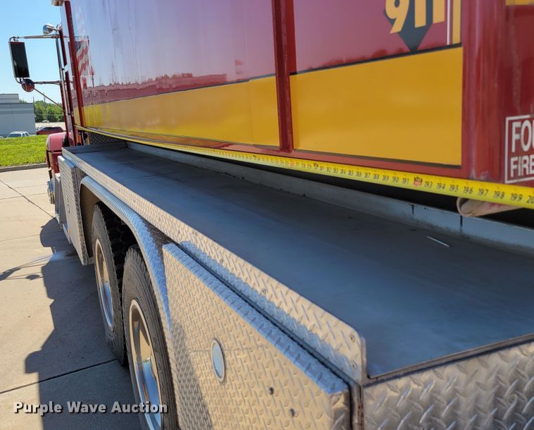 image for item DM2354 1994 Freightliner  tanker fire truck