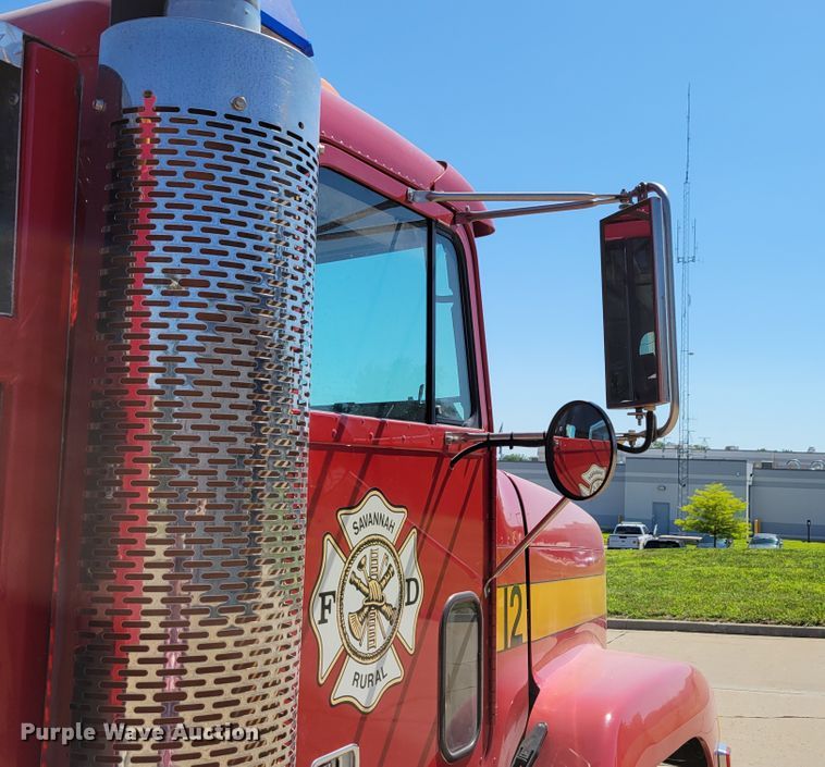 image for item DM2354 1994 Freightliner  tanker fire truck