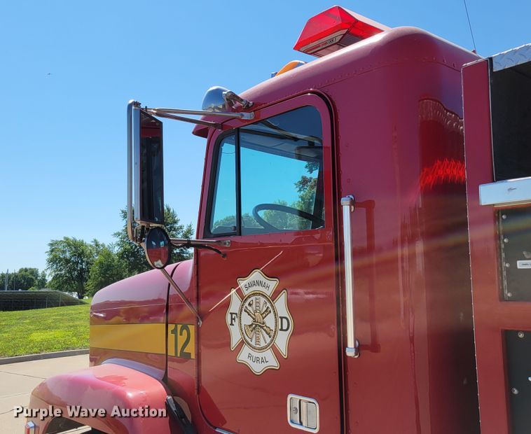 image for item DM2354 1994 Freightliner  tanker fire truck