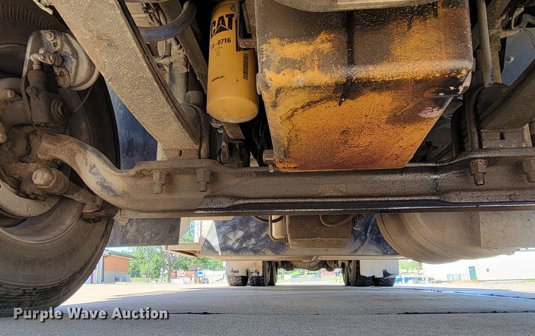 image for item DM2354 1994 Freightliner  tanker fire truck