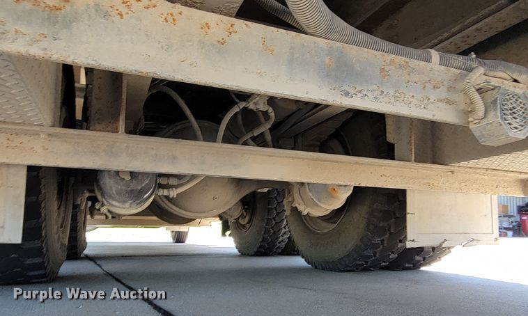 image for item DM2354 1994 Freightliner  tanker fire truck