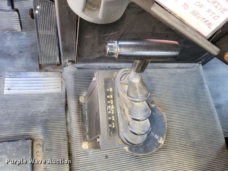 image for item DM2354 1994 Freightliner  tanker fire truck