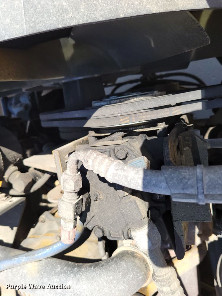 image for item DM2354 1994 Freightliner  tanker fire truck