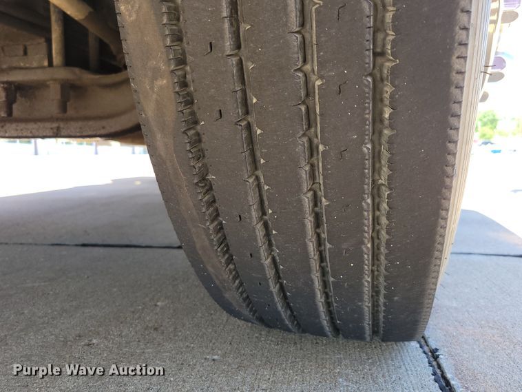 image for item DM2354 1994 Freightliner  tanker fire truck