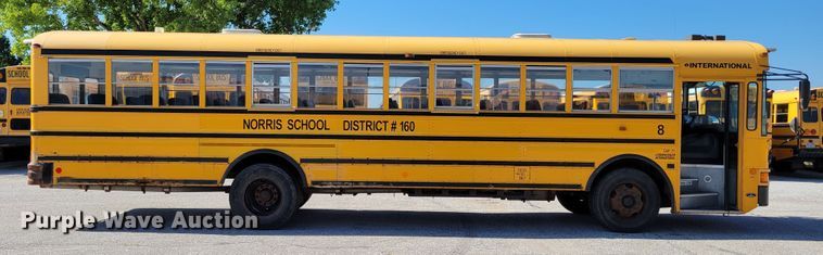 image for item DM2373 2001 International Genesis  school bus