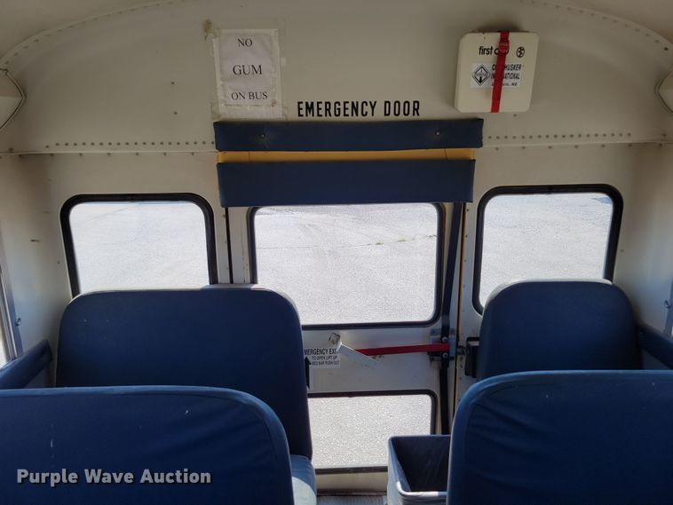 image for item DM2373 2001 International Genesis  school bus