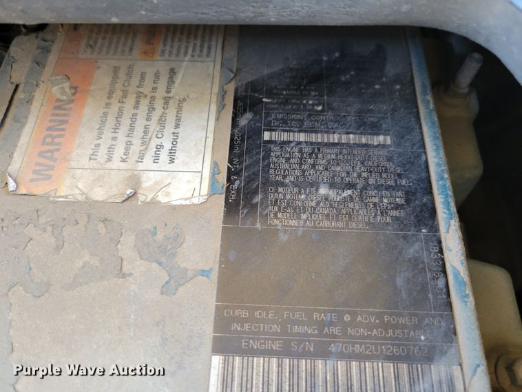 image for item DM2373 2001 International Genesis  school bus