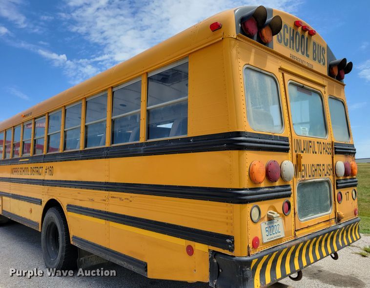 image for item DM2374 2004 Thomas Saf-T-Liner MVP EF  school bus
