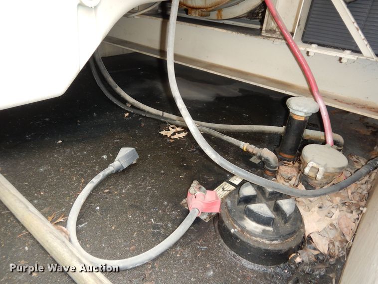 image for item DN1622 2004 Katolight SP Series  generator