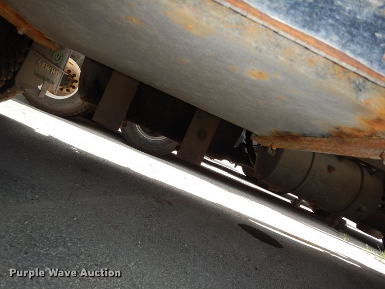 image for item DN1625 2015 Mack LEU633 Mammoth  refuse truck