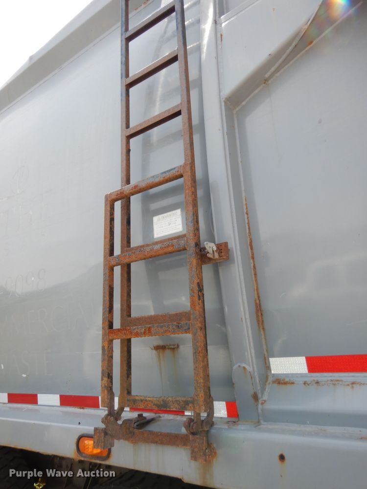 image for item DN1625 2015 Mack LEU633 Mammoth  refuse truck