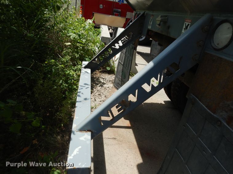 image for item DN1625 2015 Mack LEU633 Mammoth  refuse truck