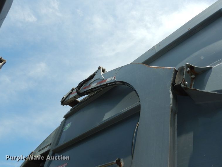 image for item DN1625 2015 Mack LEU633 Mammoth  refuse truck