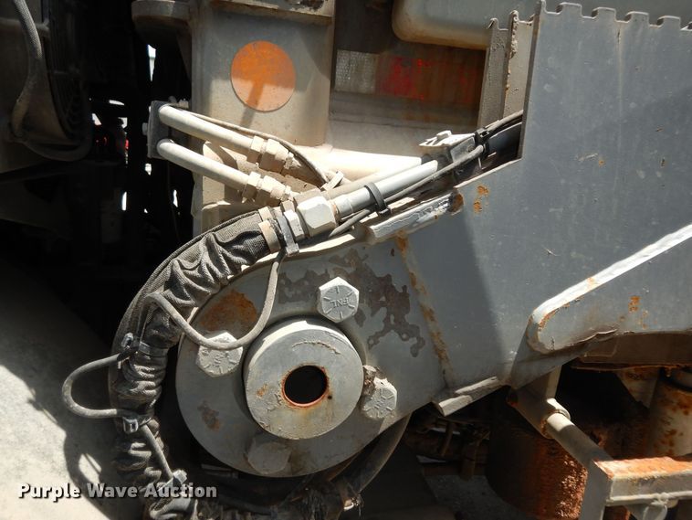 image for item DN1625 2015 Mack LEU633 Mammoth  refuse truck