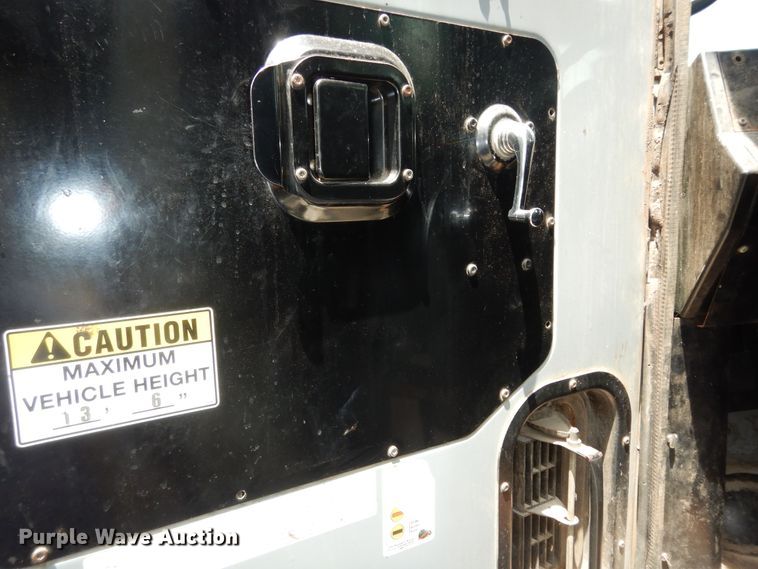 image for item DN1625 2015 Mack LEU633 Mammoth  refuse truck