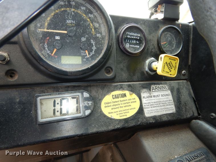 image for item DN1625 2015 Mack LEU633 Mammoth  refuse truck