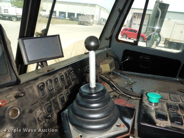 image for item DN1625 2015 Mack LEU633 Mammoth  refuse truck