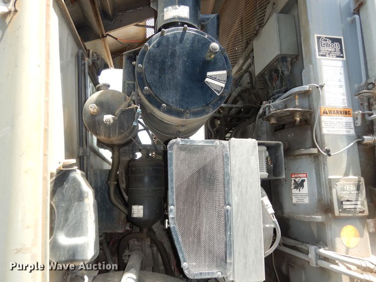 image for item DN1625 2015 Mack LEU633 Mammoth  refuse truck